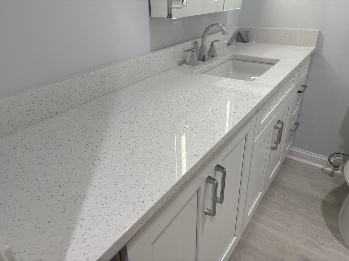 White quartz countertop